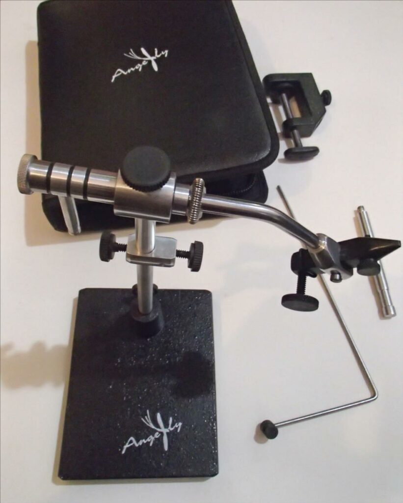 SUPER Etaux montage mouches Danica + socle JMC Mouches de Charettes
